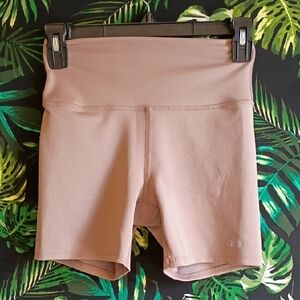 ALO Yoga Women's Light Brown Bike Shorts